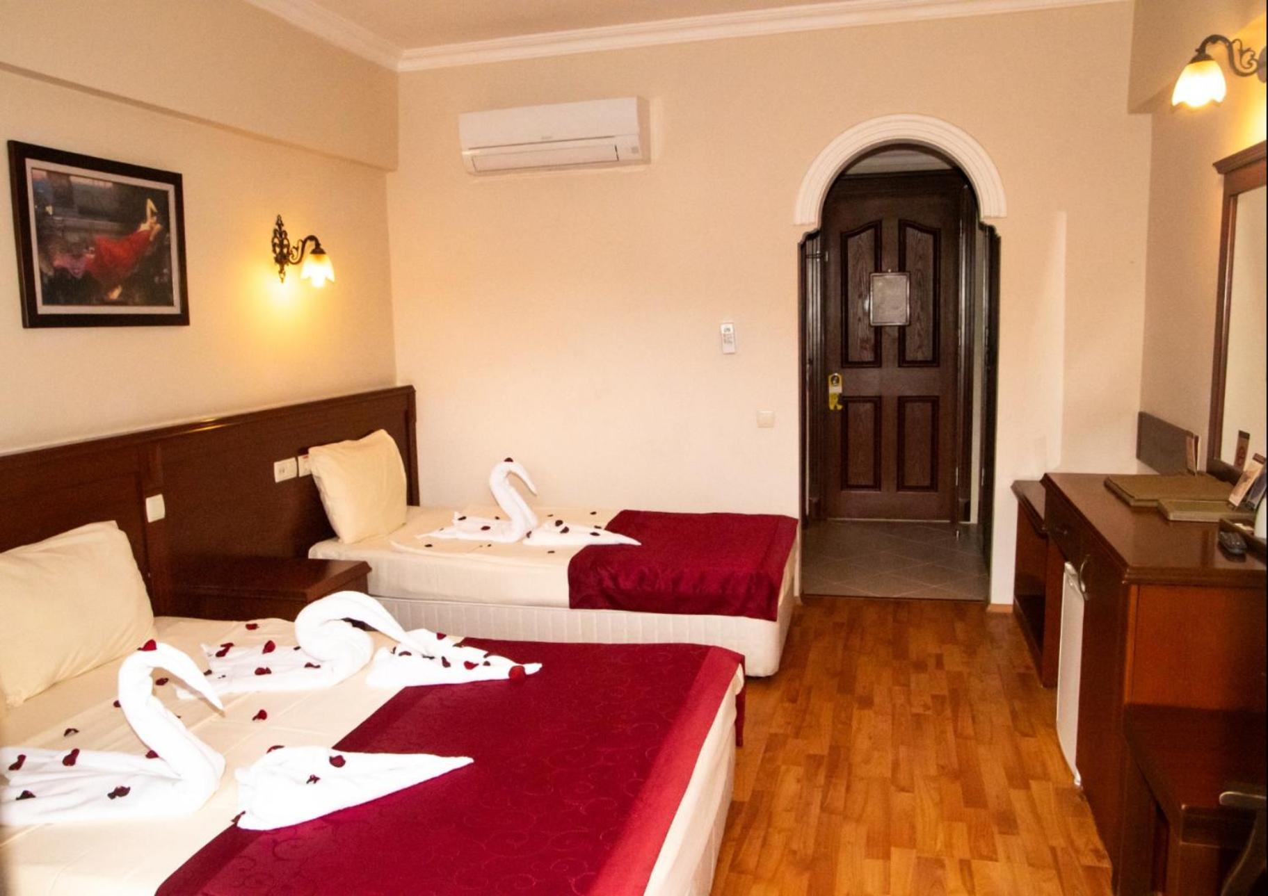 Astoria Park Hotel & Spa All Inclusive Antalia Esterno foto